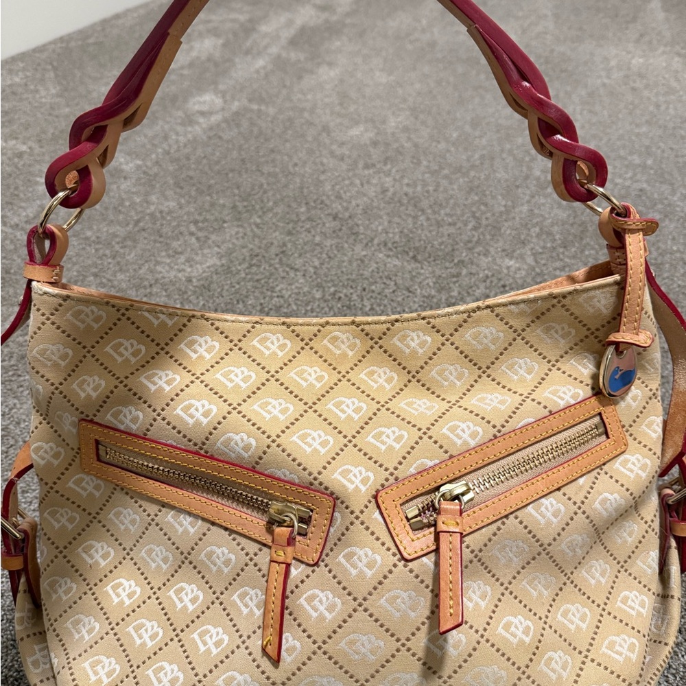 Elegant Beige and Pink Shoulder Bag
